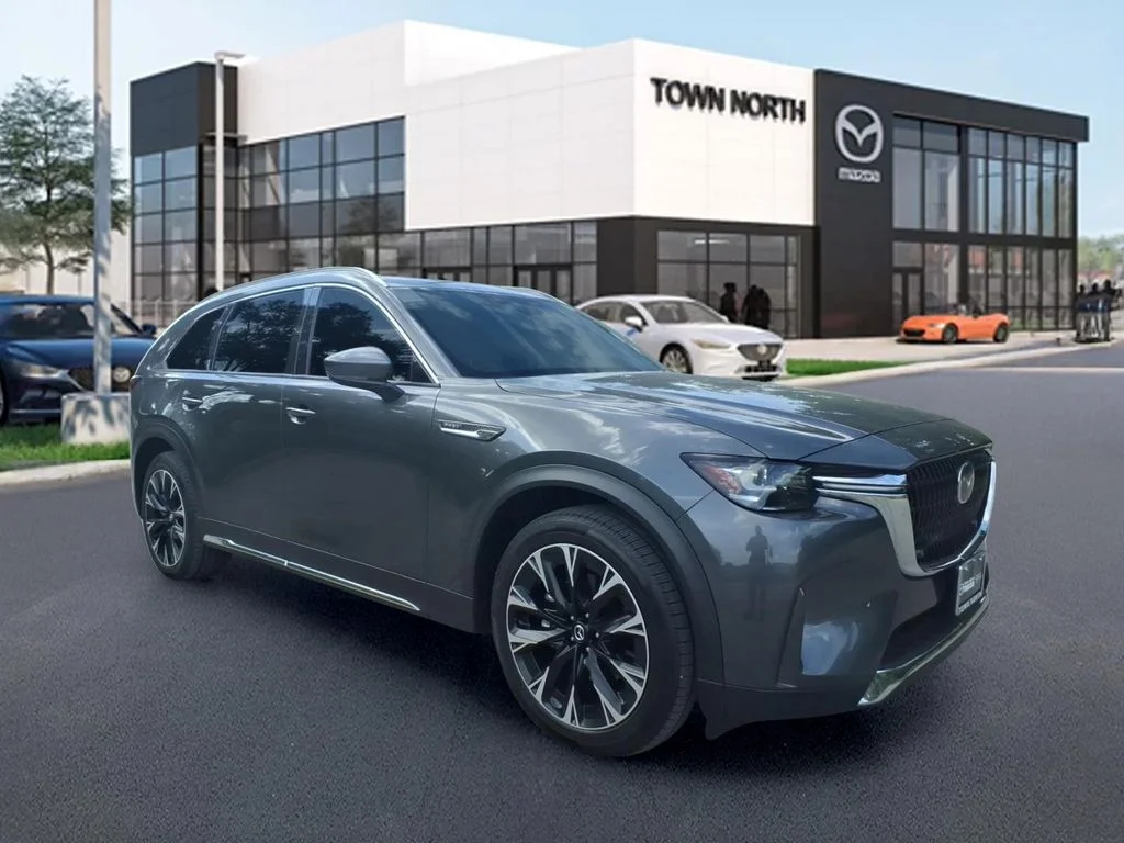 2024 Mazda CX-90 PHEV Premium Package's photo