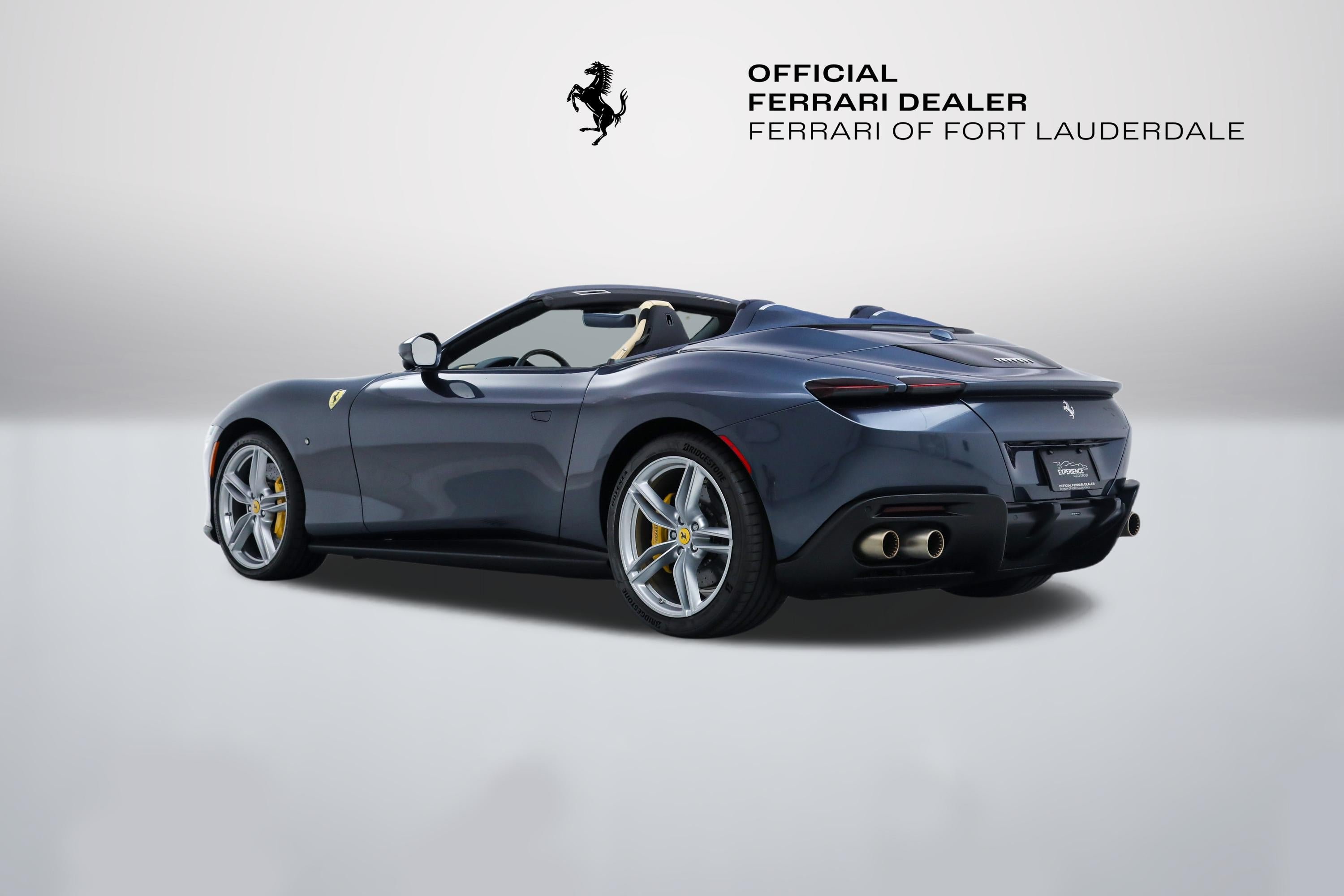 Certified Used 2025 Blu Roma Ferrari  image 7