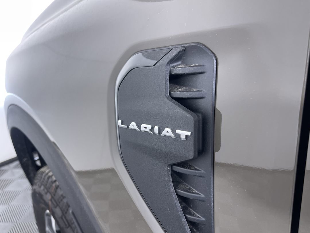 New 2025 Marsh Gray Ford Lariat image 27