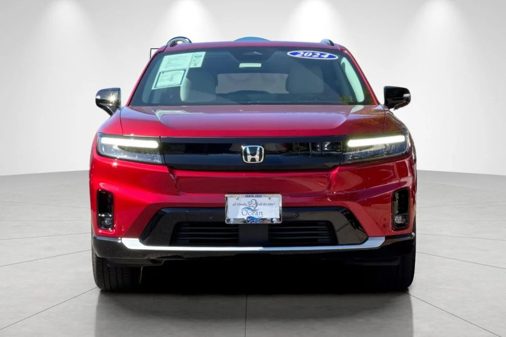 Used 2024  Honda Touring image 10