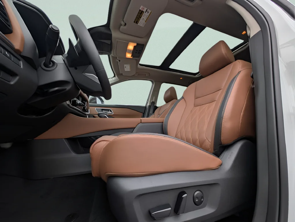 New 2026 White Nissan Platinum image 12