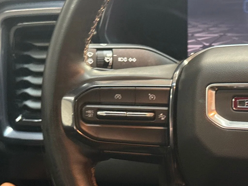 Used 2023 Onyx Black GMC AT4 image 17