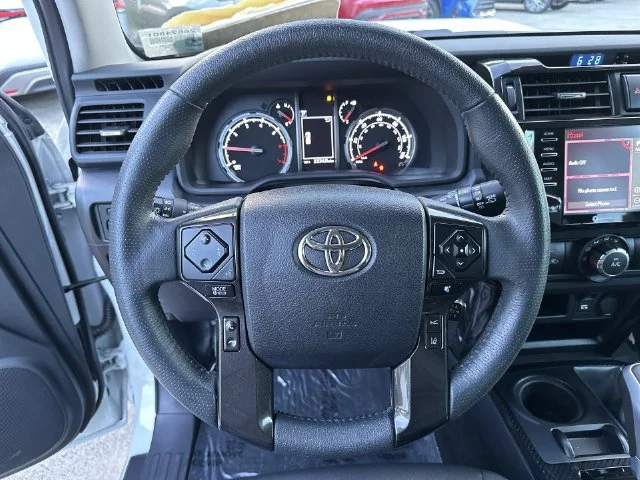 2022 Toyota 4Runner TRD Off-Road Premium - Photo 14