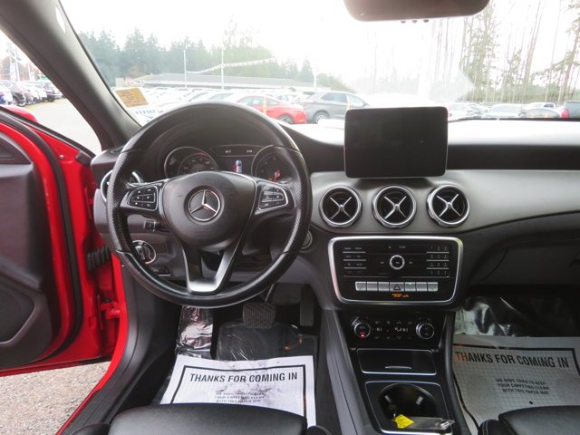 Used 2020 Jupiter Red Mercedes-Benz GLA 250 image 22