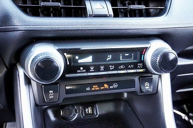 Used 2025 Gray Toyota LE image 27