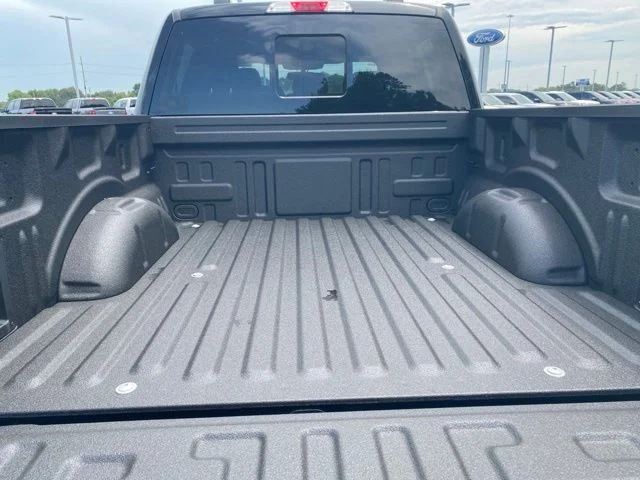 New 2026 Agate Black Metallic Ford XLT image 36