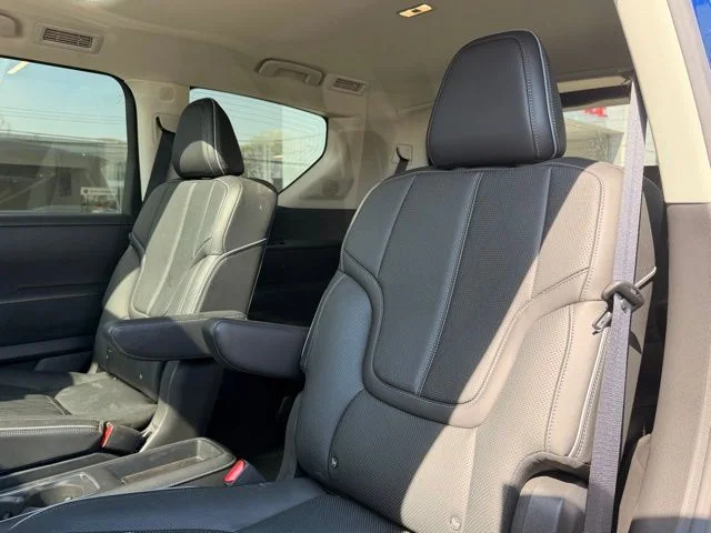 Used 2025 Blue INFINITI SENSORY image 9