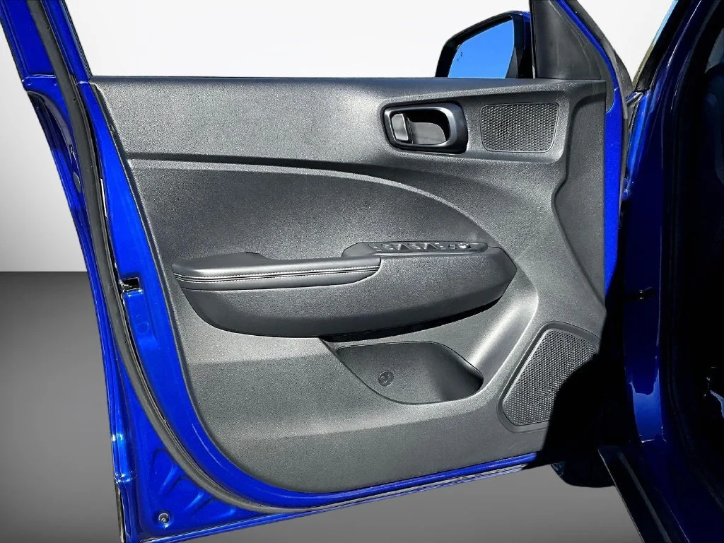 Used 2022 Blue Hyundai Limited image 22