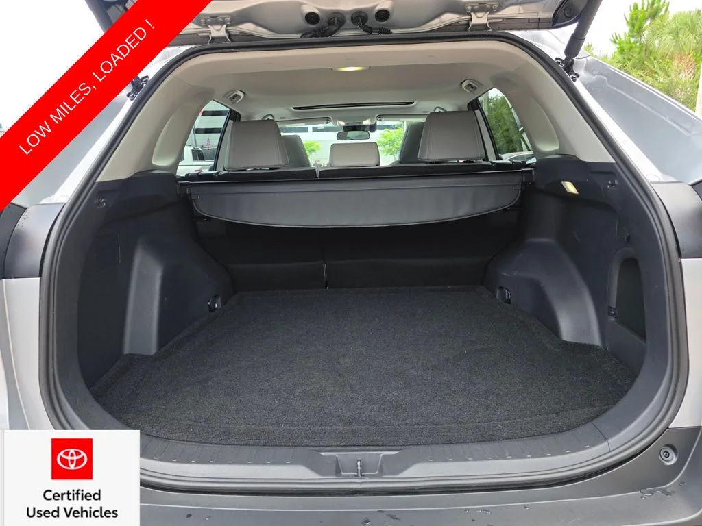 Certified Used 2025 Silver Toyota XLE Premium image 19