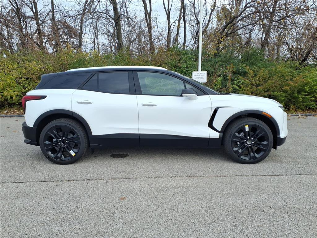 2026 Chevrolet Blazer EV LT - Photo 17