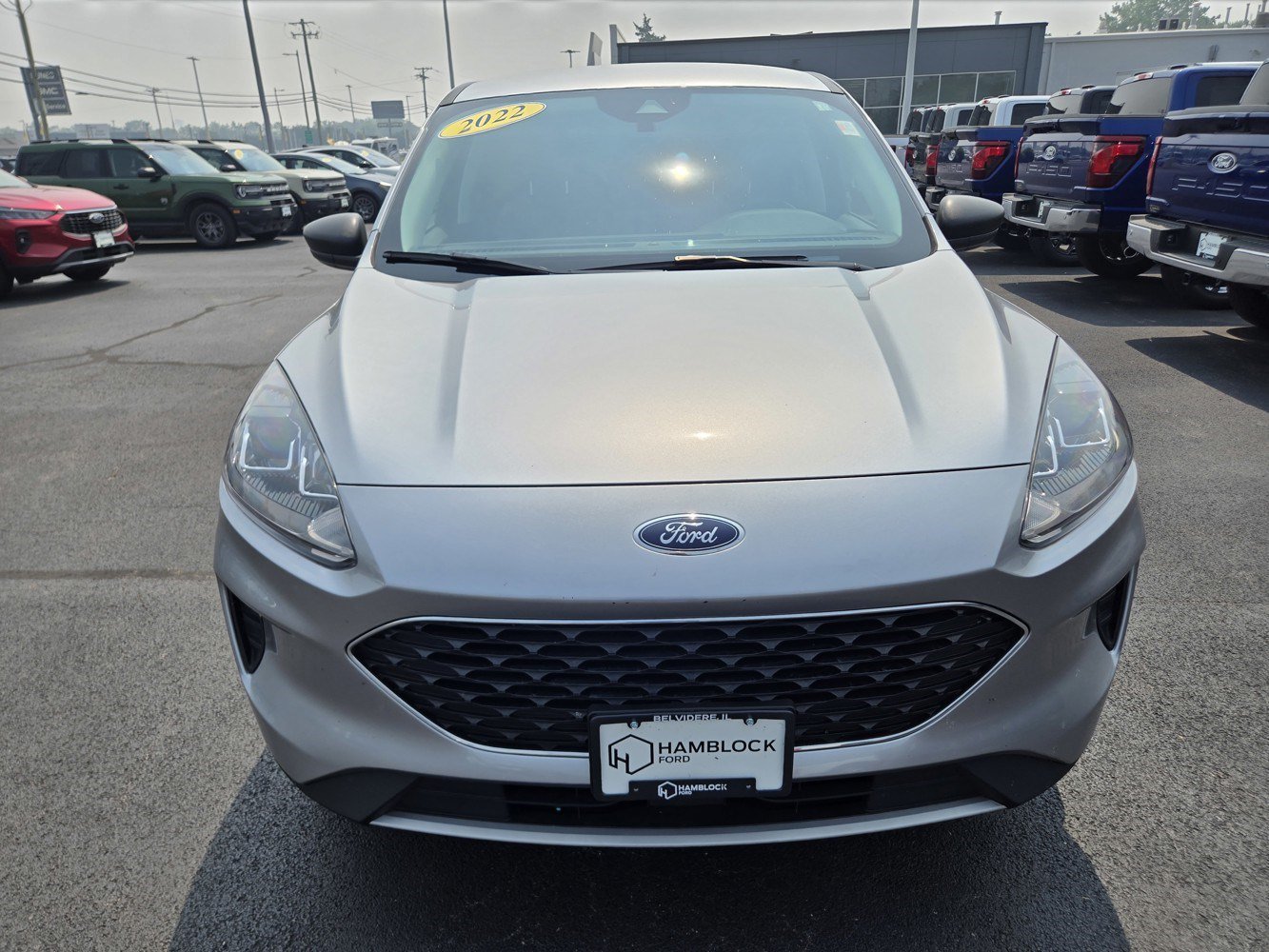 Used 2022  Ford SE image 3