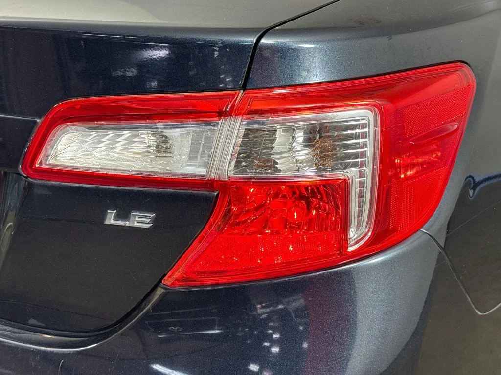 Used 2013 Gray Toyota LE image 28