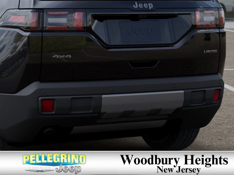New 2026 Diamond Black Crystal Pearl-Coat Exterior Paint Jeep Limited image 13