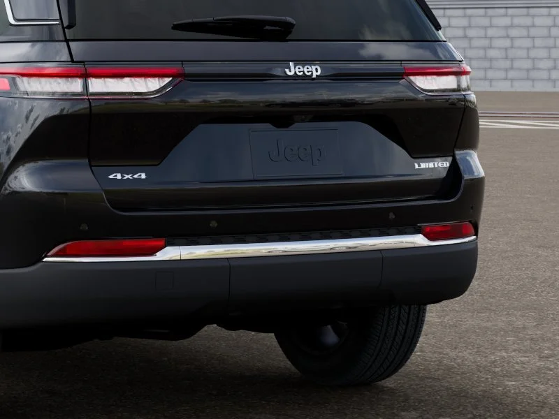 New 2026 Diamond Black Crystal Pearlcoat Jeep Limited image 13