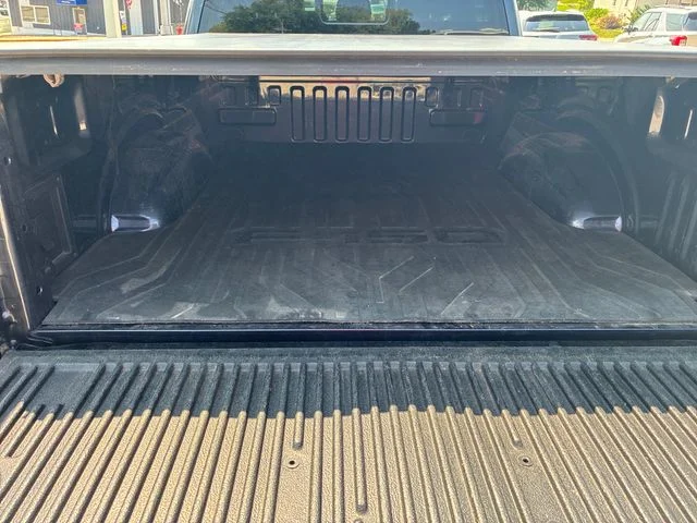 Used 2022 Quartz Metallic Ford Platinum image 7