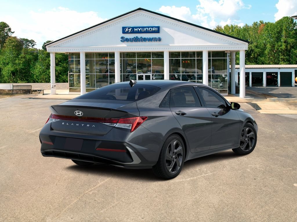 New 2026 Gray Hyundai SEL Sport Plus image 5