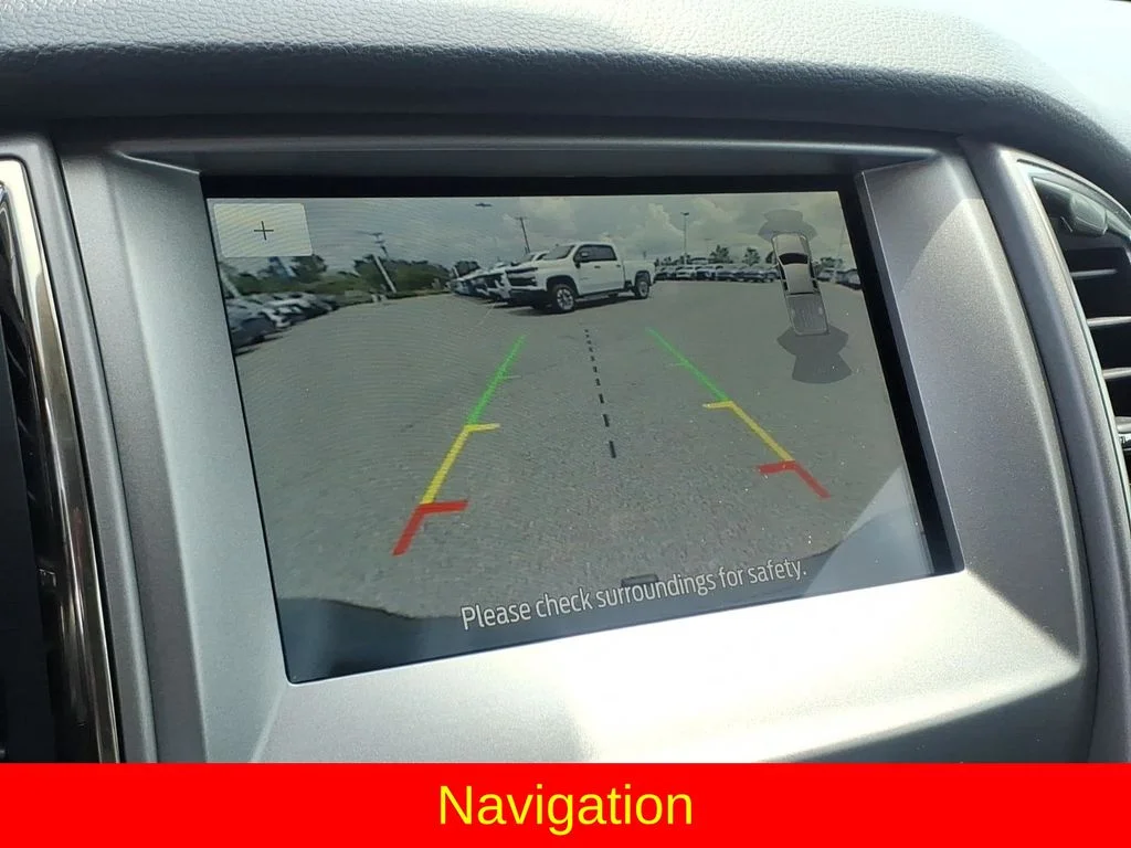 Used 2023 Black Ford XLT image 8