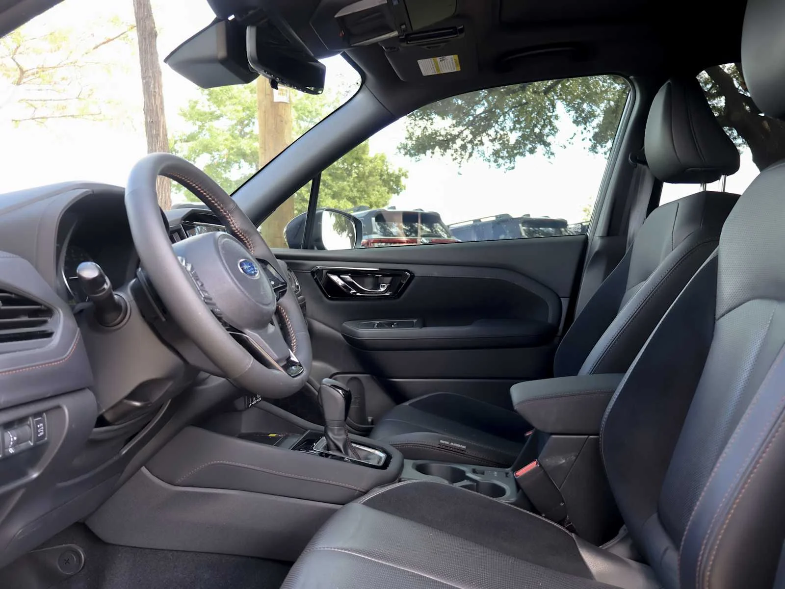 Used 2025 Magnetite Gray Metallic Subaru Touring image 13