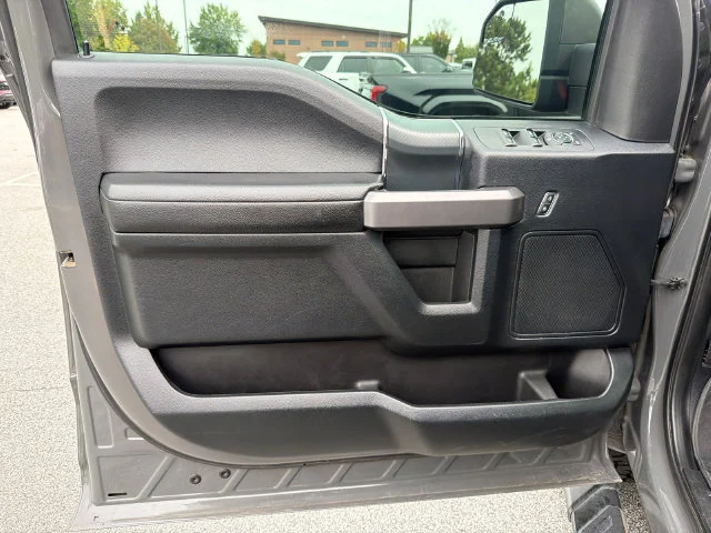 Used 2020 Gray Ford XLT image 10