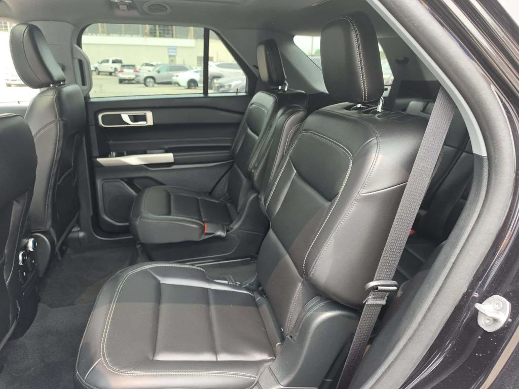 Certified Used 2023 Black Ford XLT image 6
