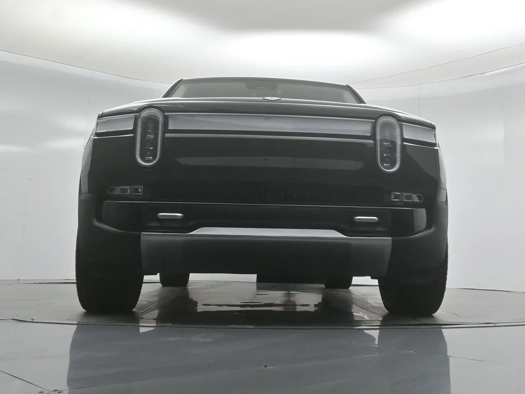 Certified Used 2023  Rivian Adventure image 38