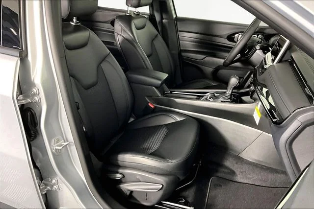 New 2026 Silver Jeep Latitude image 11