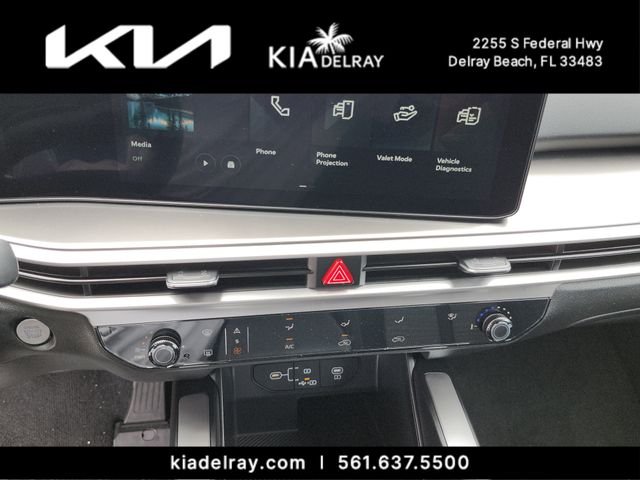 New 2026 Ivory Silver Kia LX image 18