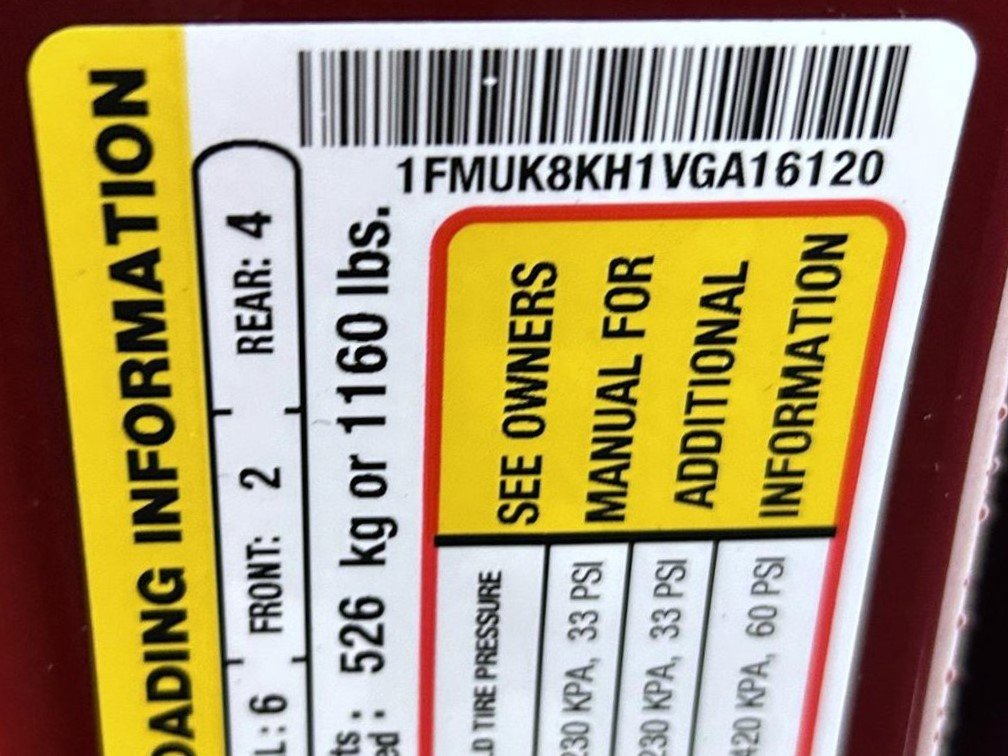 New 2027 Ruby Red Metallic Tinted Clearcoat Ford ST-Line image 28