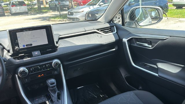 Used 2025 Ice Toyota XLE image 15