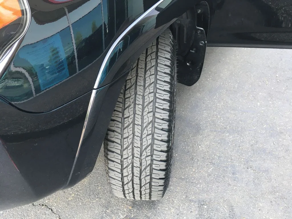 Used 2018 Black Toyota SR5 image 34