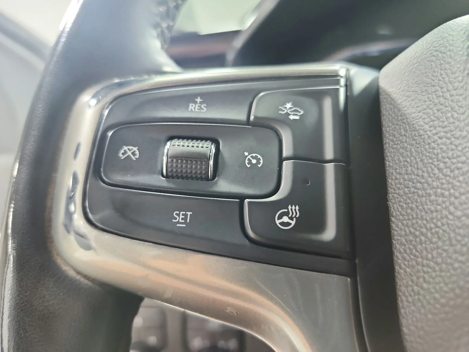 Used 2024 White Chevrolet LT image 24