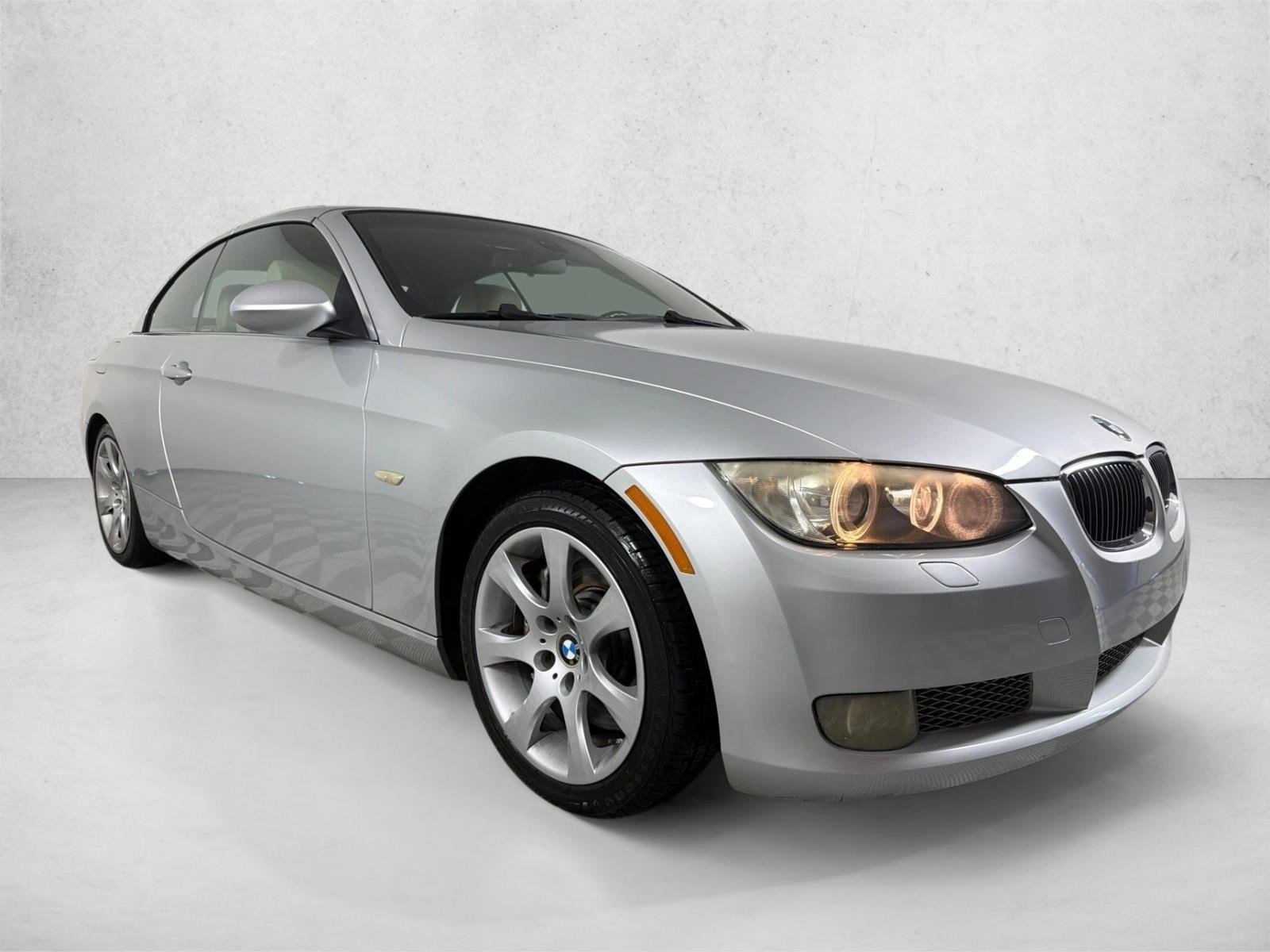 Used 2007 Titanium Silver Me BMW 335i image 1