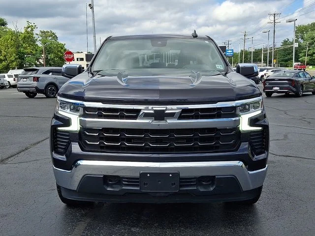 Used 2022 Gray Chevrolet LT image 3