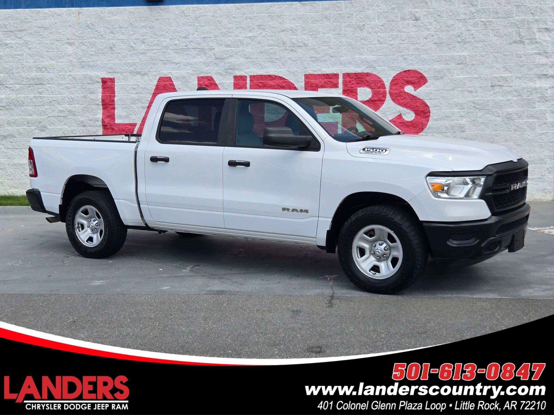 2022 RAM 1500 Tradesman 4x4 Crew Cab 5'7's photo