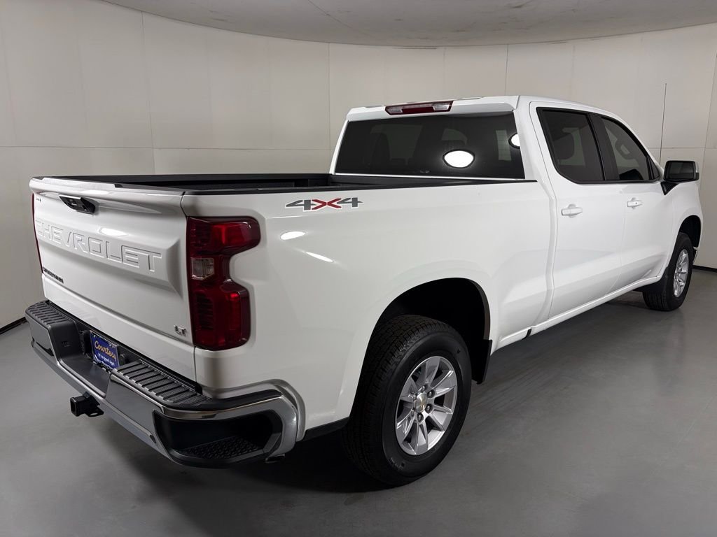 Used 2026 White Chevrolet LT image 8