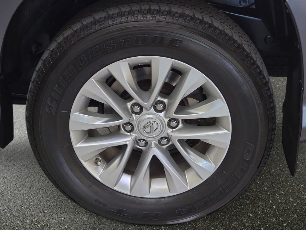 2022 Lexus GX Base - Photo 33