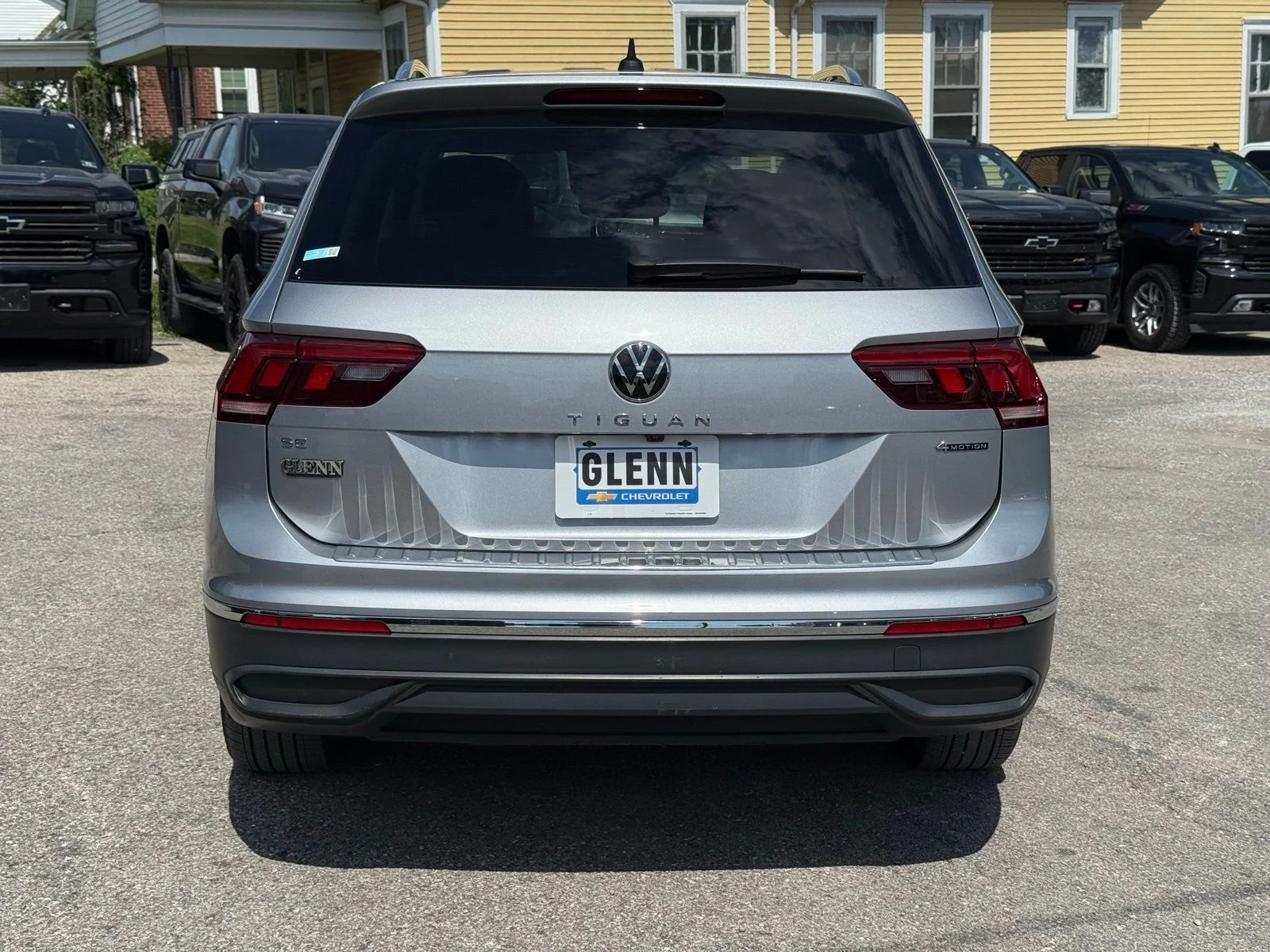 Used 2022 Silver Volkswagen 2.0T SE image 6