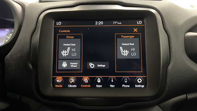 Used 2021 Glacier Metallic Clearcoat Jeep Limited image 29