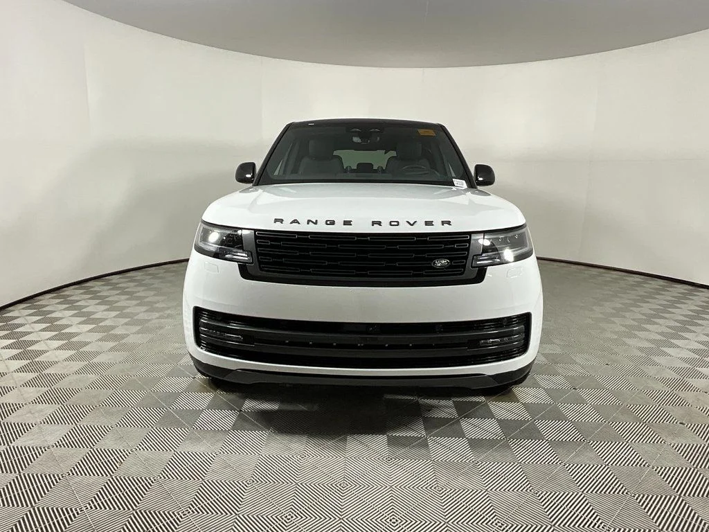 New 2026 Fuji White Land Rover SE PHEV image 8