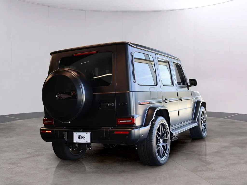 New 2026 MANUFAKTUR Night Black Magno Mercedes-Benz AMG® G 63 SUV image 45