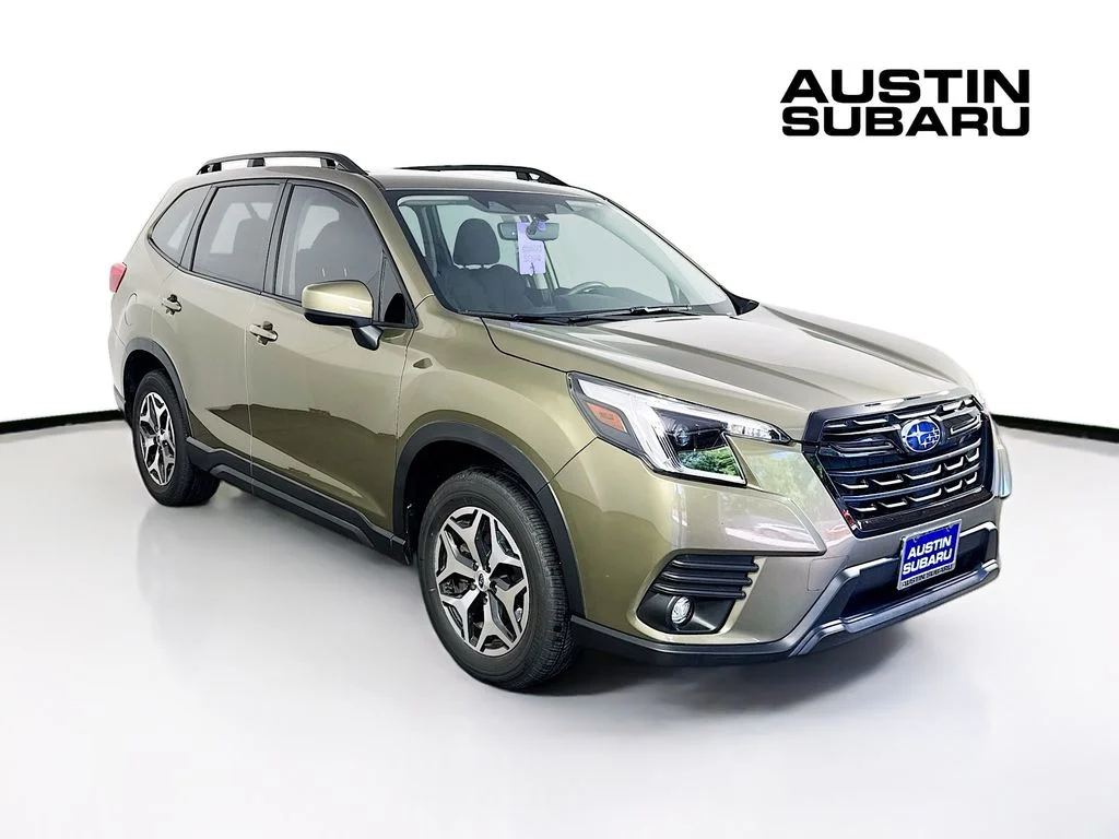 2024 Subaru Forester Premium's photo