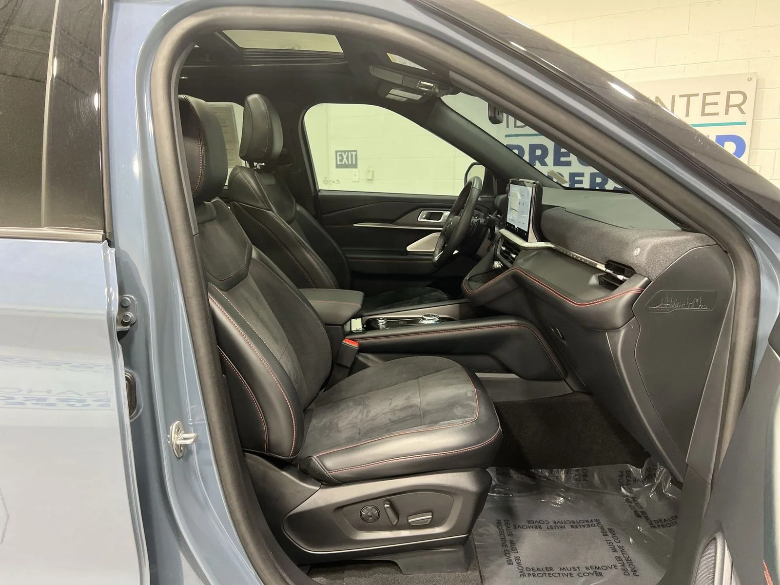 Used 2025 Blue Ford ST image 25
