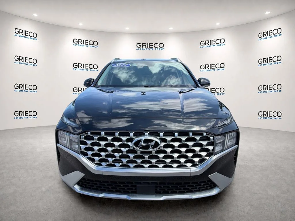 Used 2022 Black Hyundai SEL image 2