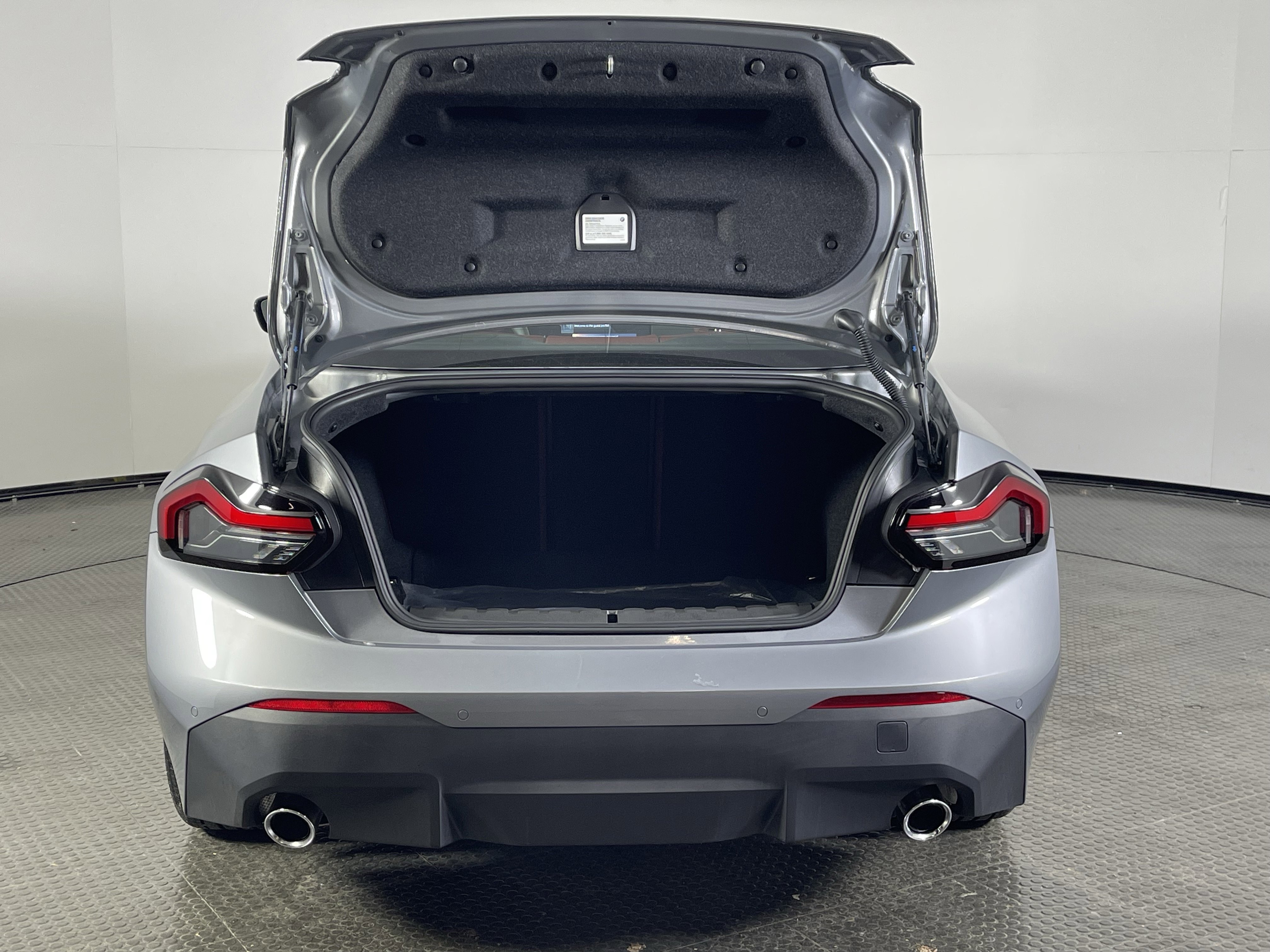 2025 BMW 2 Series 230i - Photo 8