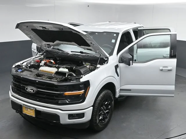 Certified Used 2024 Avalanche Ford XLT image 55