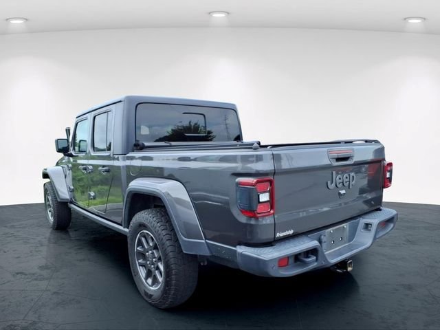 Used 2021 Gray Jeep Sport image 17