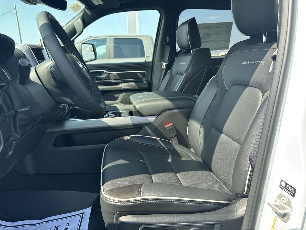 New 2026 Bright White Clear-Coat Exterior Paint RAM Laramie image 17