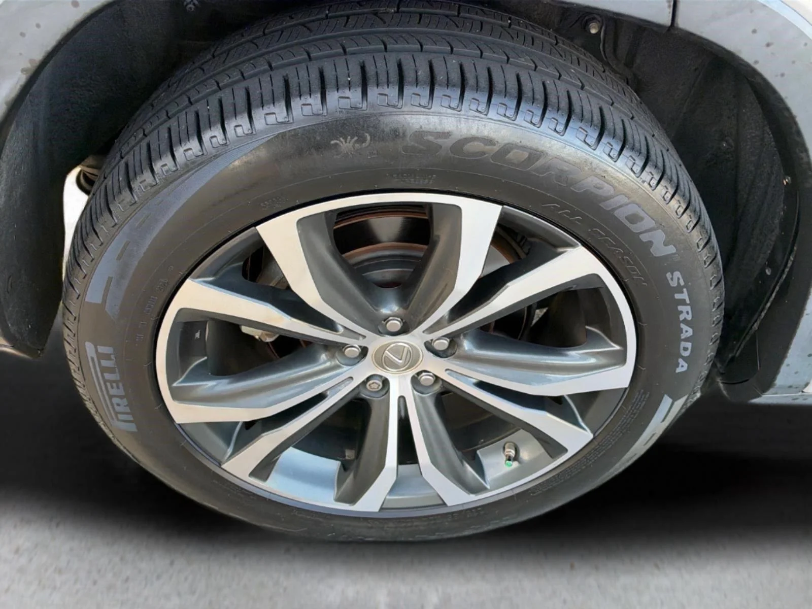 Used 2017 Silver Lining Metallic Lexus RX 350 image 12