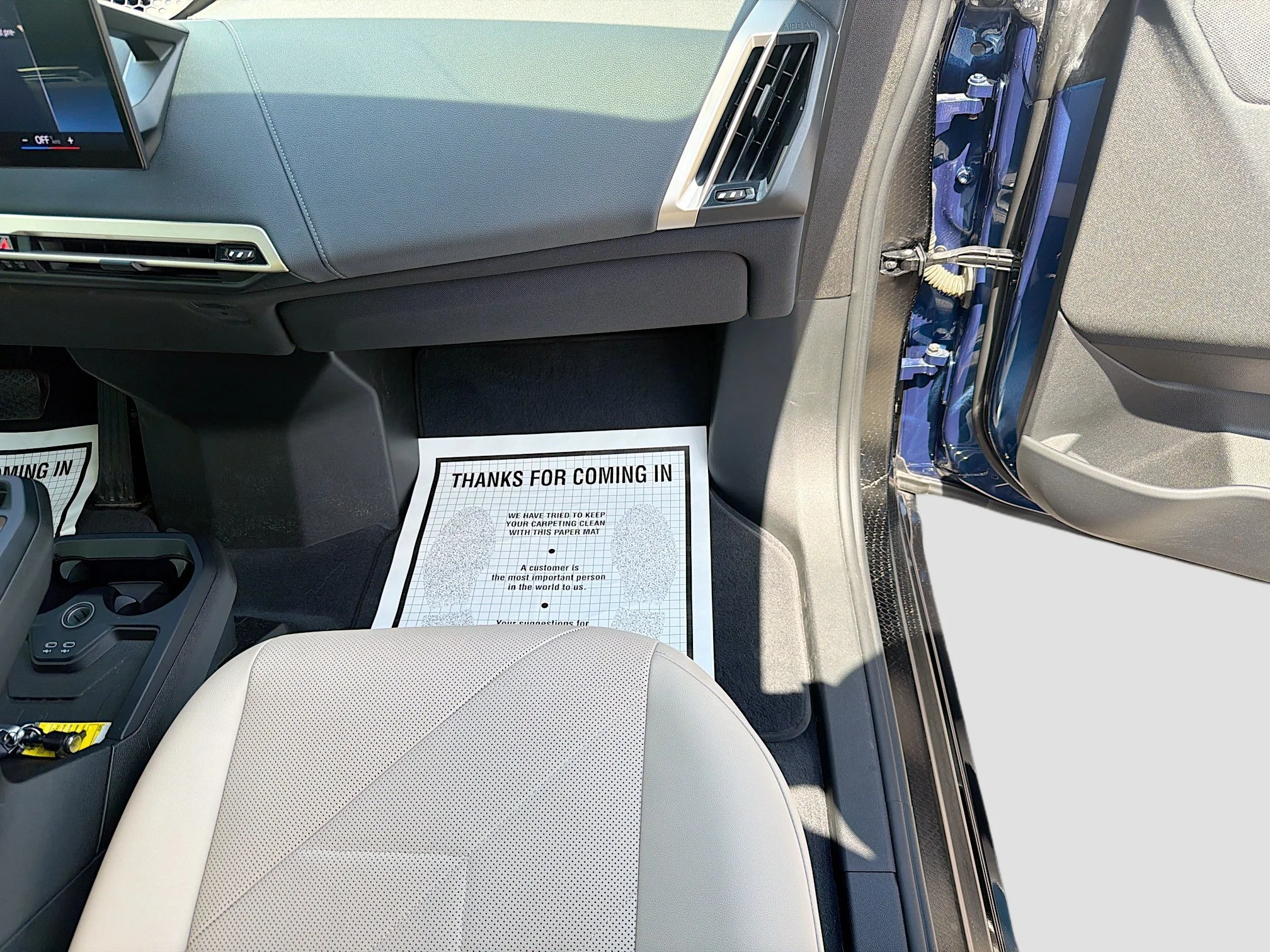 Certified Used 2023 Phytonic Blue Metallic BMW xDrive50 image 16
