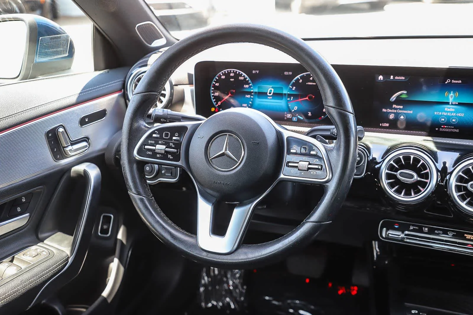 Used 2020 Denim Blue Metallic Mercedes-Benz CLA 250 image 15